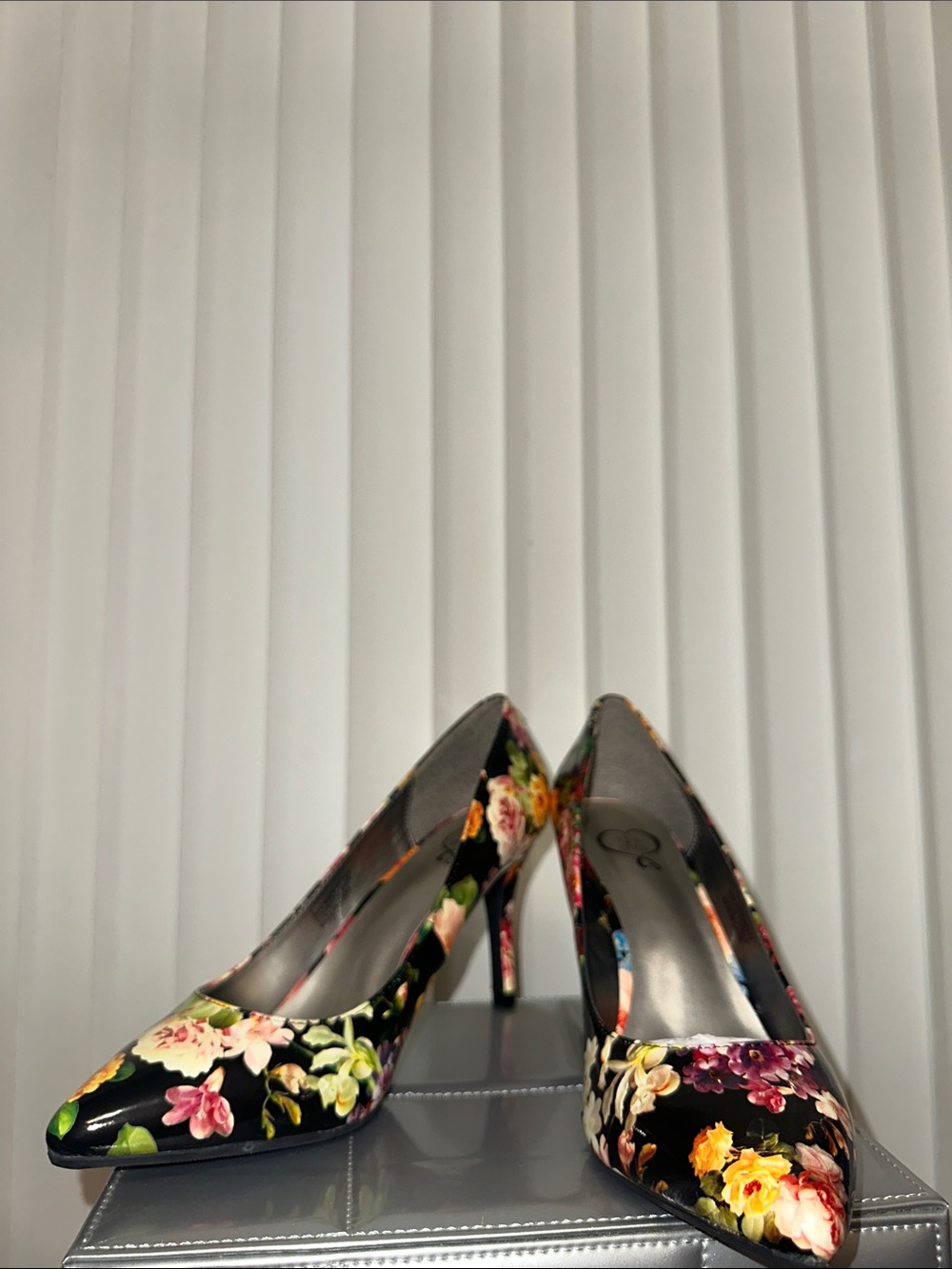 143 Girl Black Floral Pointed-Toe High Heels